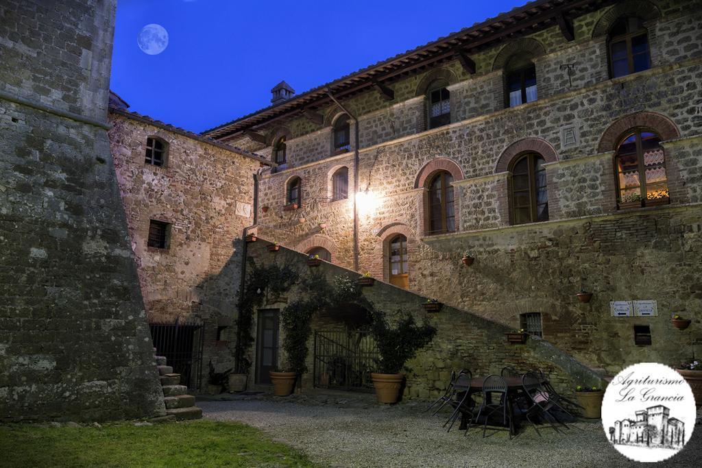 Agriturismo Castello La Grancia Di Spedaletto Vila Pienza Exterior foto